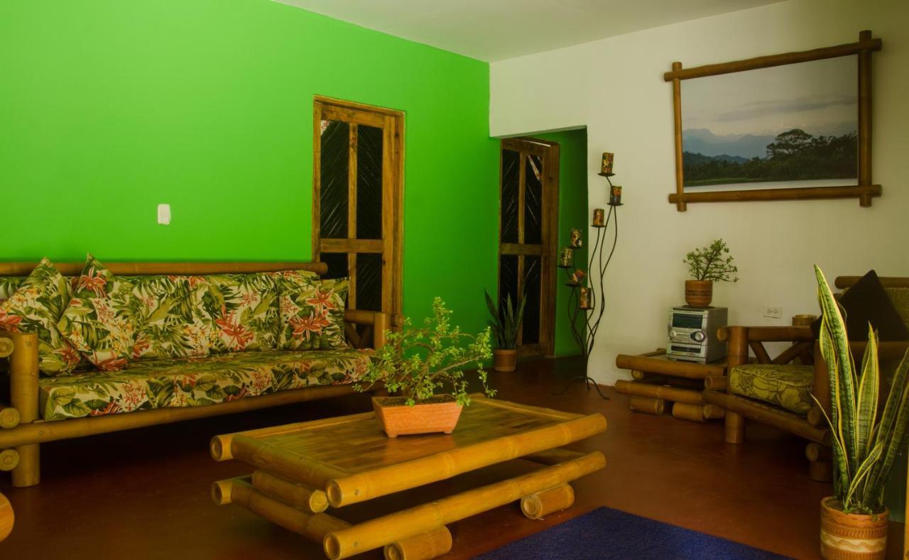 Hostal Corazon De Tagua Паломино Екстериор снимка