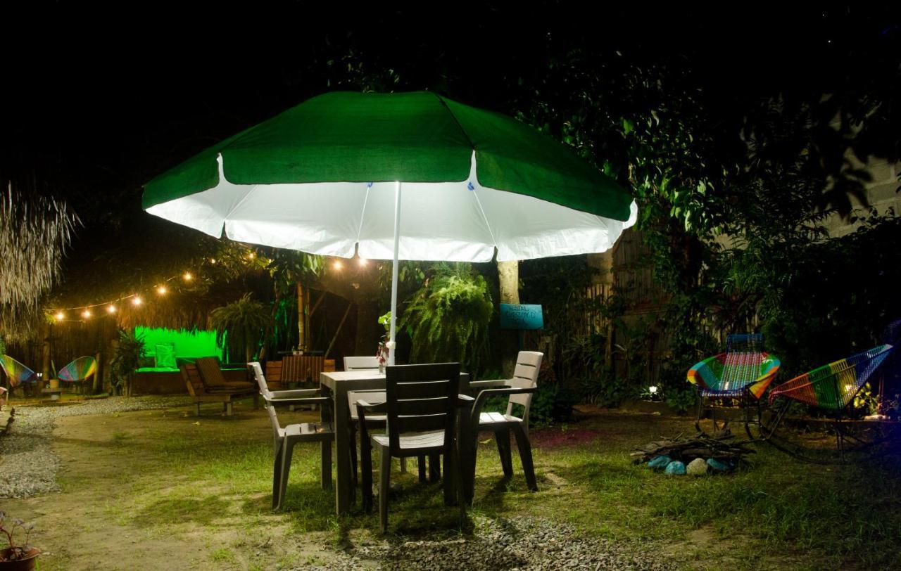 Hostal Corazon De Tagua Паломино Екстериор снимка