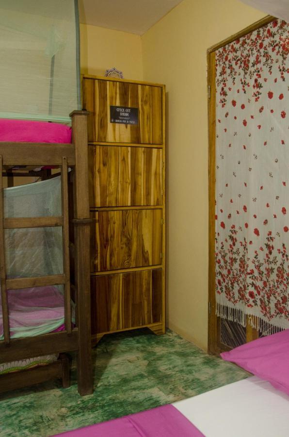 Hostal Corazon De Tagua Паломино Екстериор снимка
