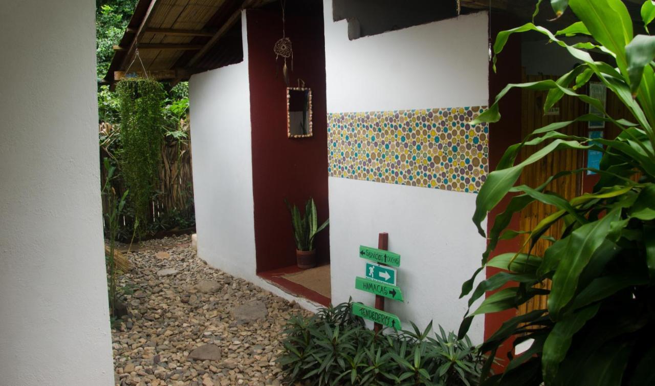 Hostal Corazon De Tagua Паломино Екстериор снимка