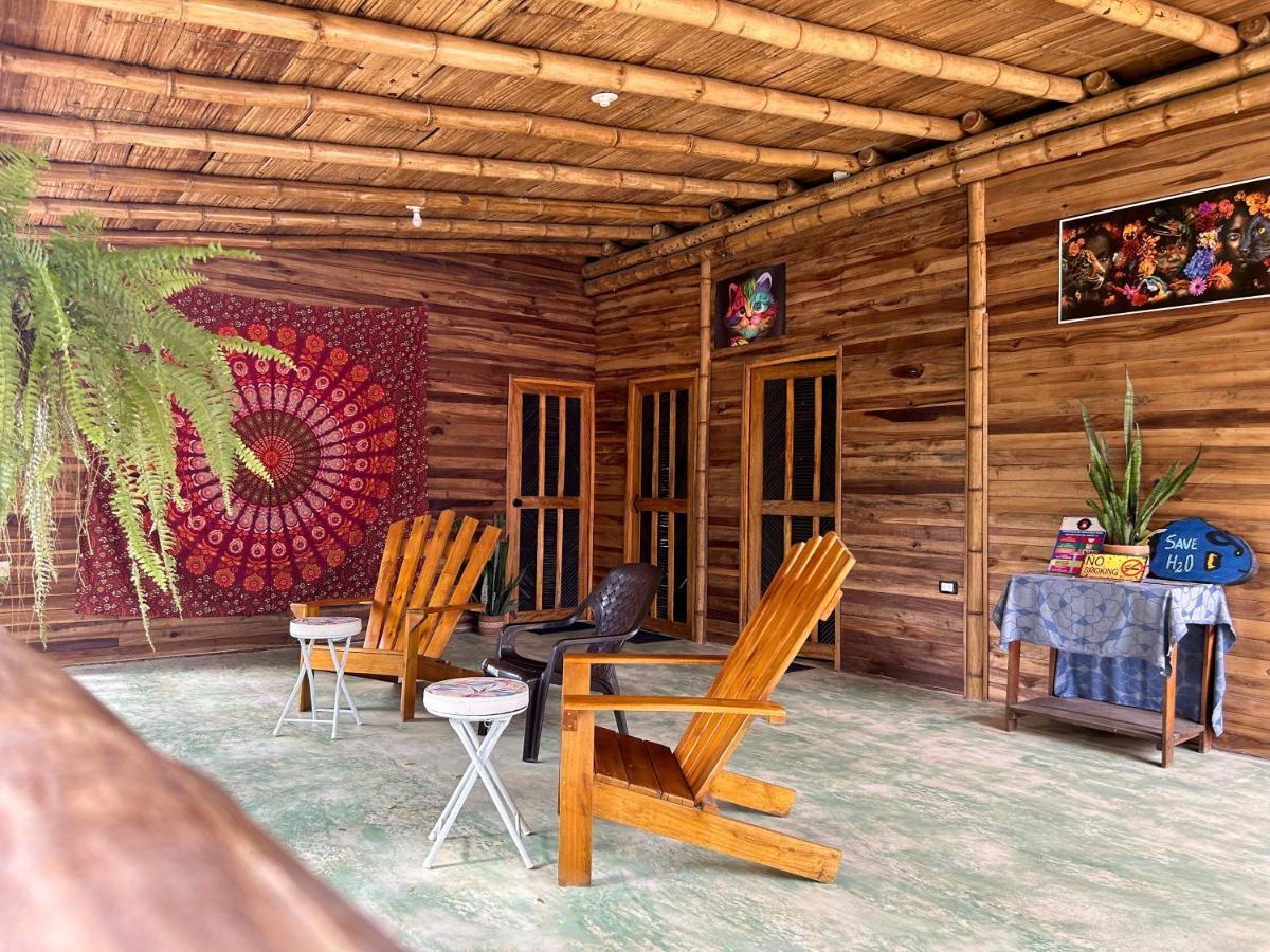 Hostal Corazon De Tagua Паломино Екстериор снимка