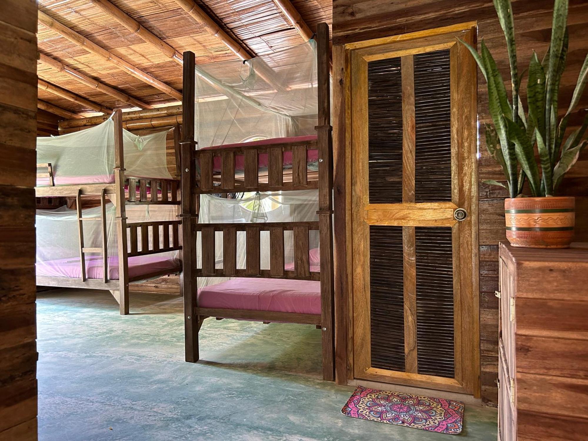 Hostal Corazon De Tagua Паломино Екстериор снимка