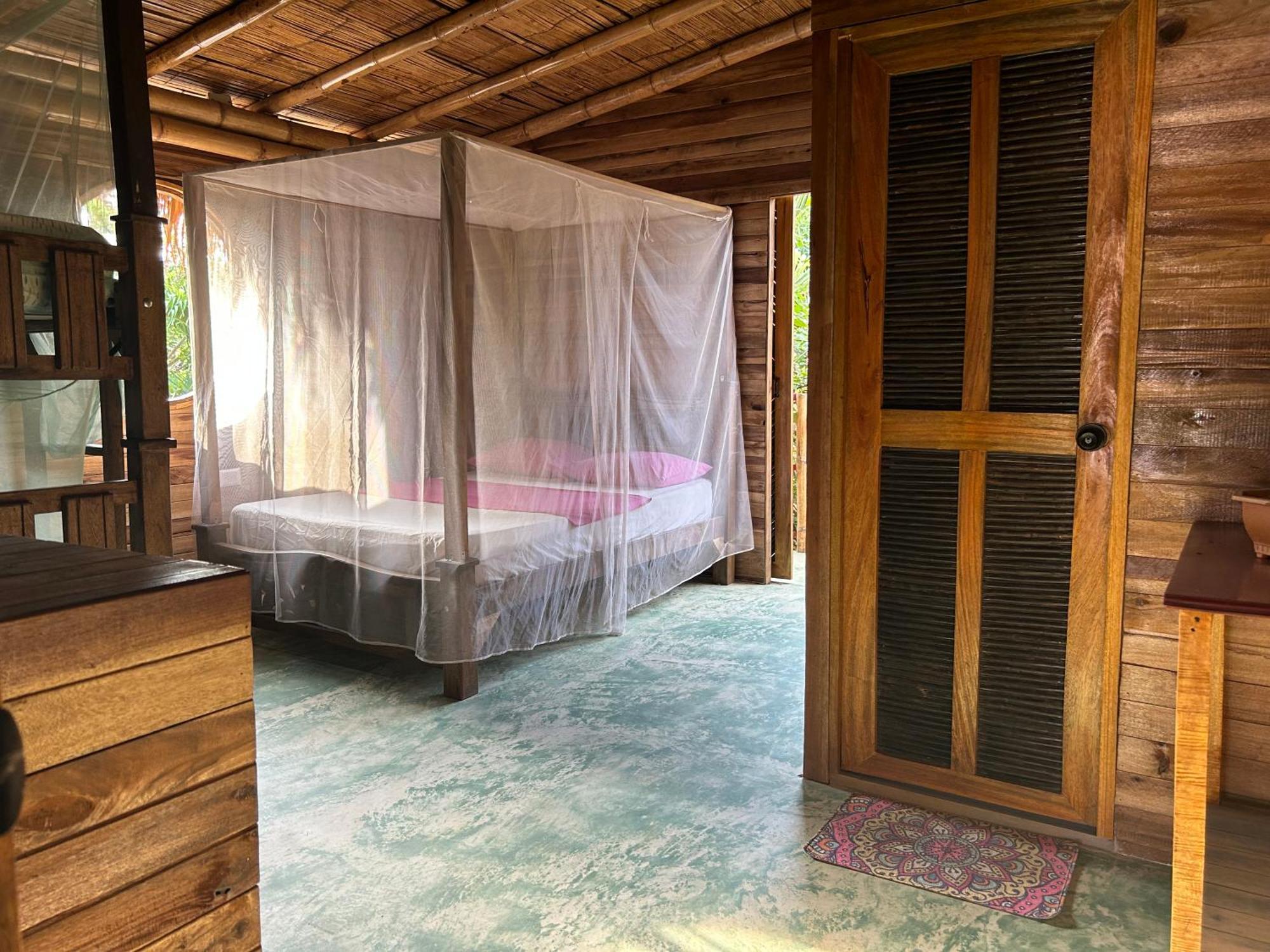 Hostal Corazon De Tagua Паломино Екстериор снимка