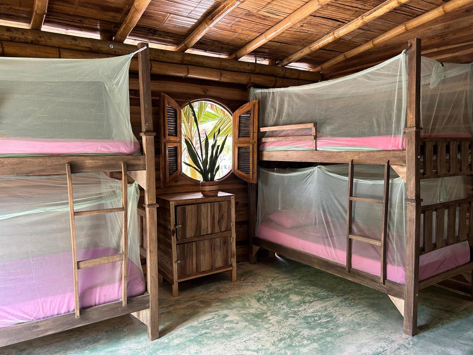 Hostal Corazon De Tagua Паломино Екстериор снимка