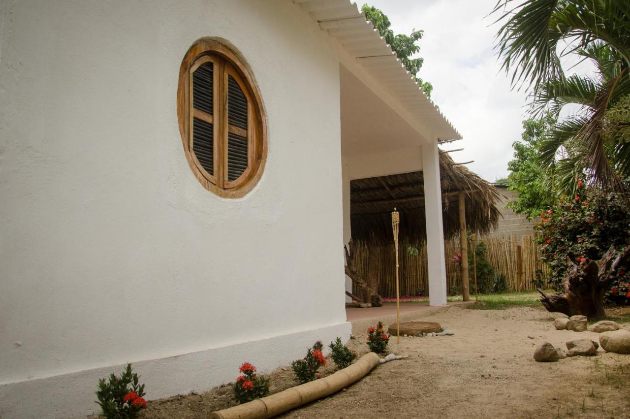 Hostal Corazon De Tagua Паломино Екстериор снимка